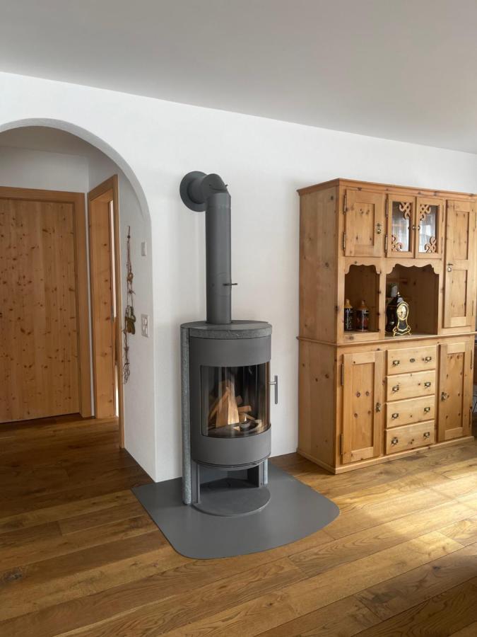 Ferienwohnung Mit Idyllischer Aussicht 克洛斯特斯 外观 照片