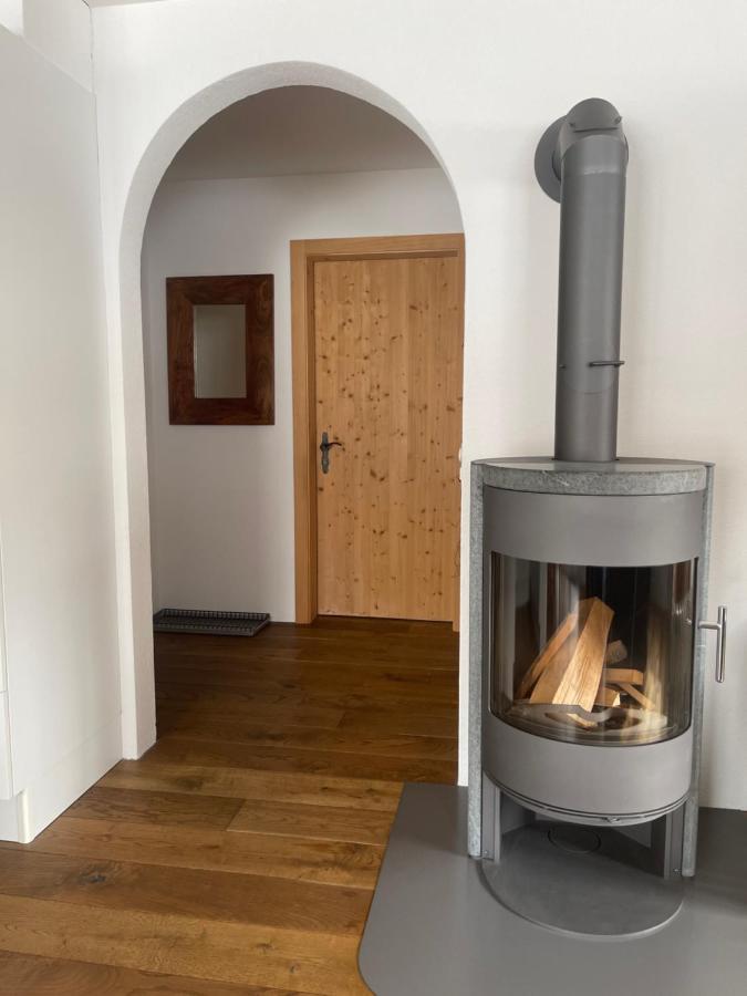 Ferienwohnung Mit Idyllischer Aussicht 克洛斯特斯 外观 照片