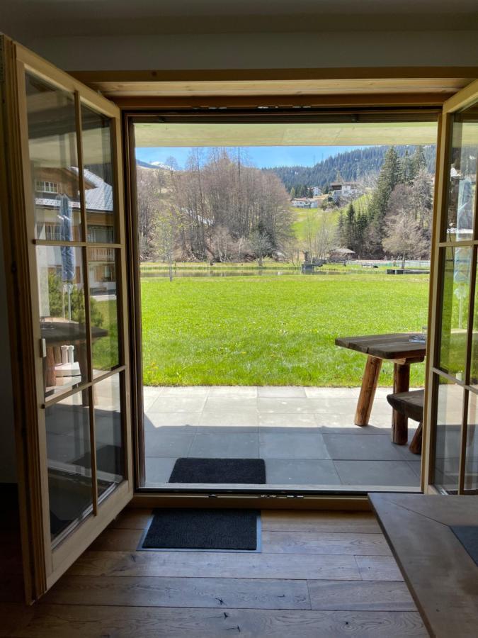 Ferienwohnung Mit Idyllischer Aussicht 克洛斯特斯 外观 照片