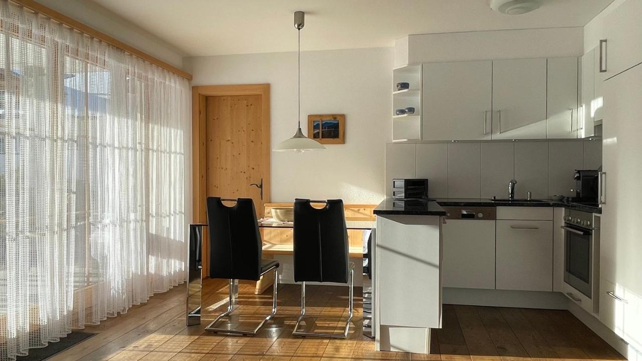 Ferienwohnung Mit Idyllischer Aussicht 克洛斯特斯 外观 照片
