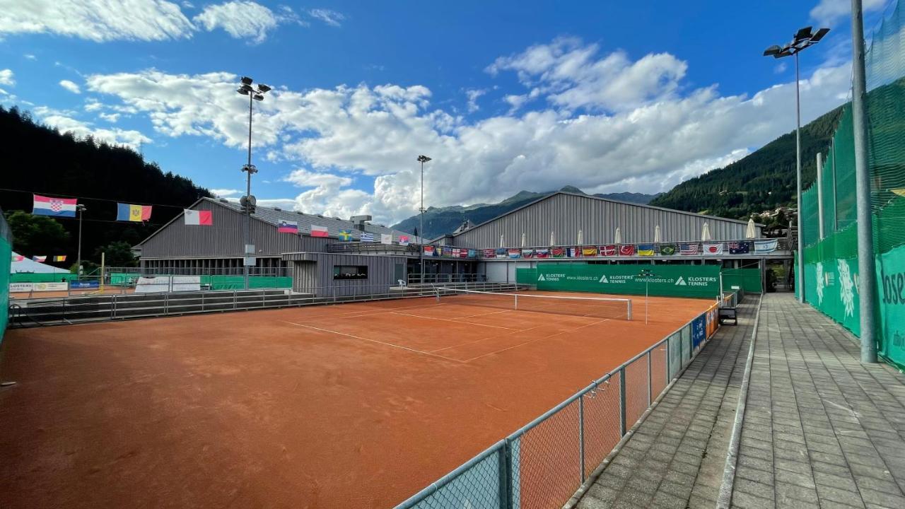 Ferienwohnung Mit Idyllischer Aussicht 克洛斯特斯 外观 照片
