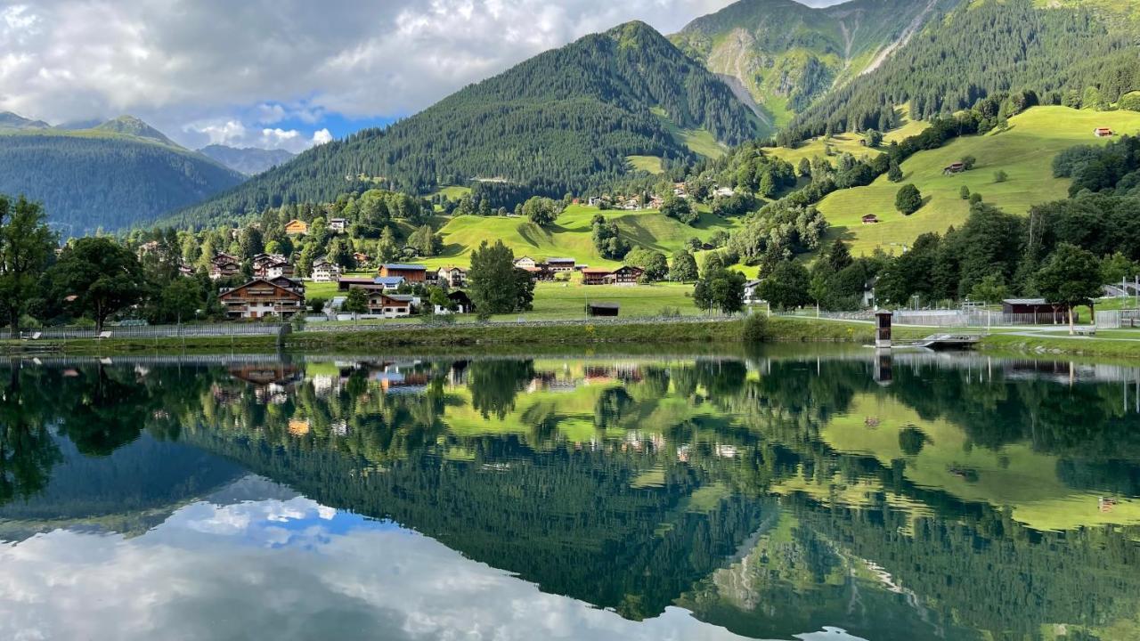 Ferienwohnung Mit Idyllischer Aussicht 克洛斯特斯 外观 照片
